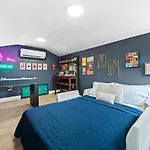 Luxury Getaway With Retreat Heated Pool And Jacuzzi L31