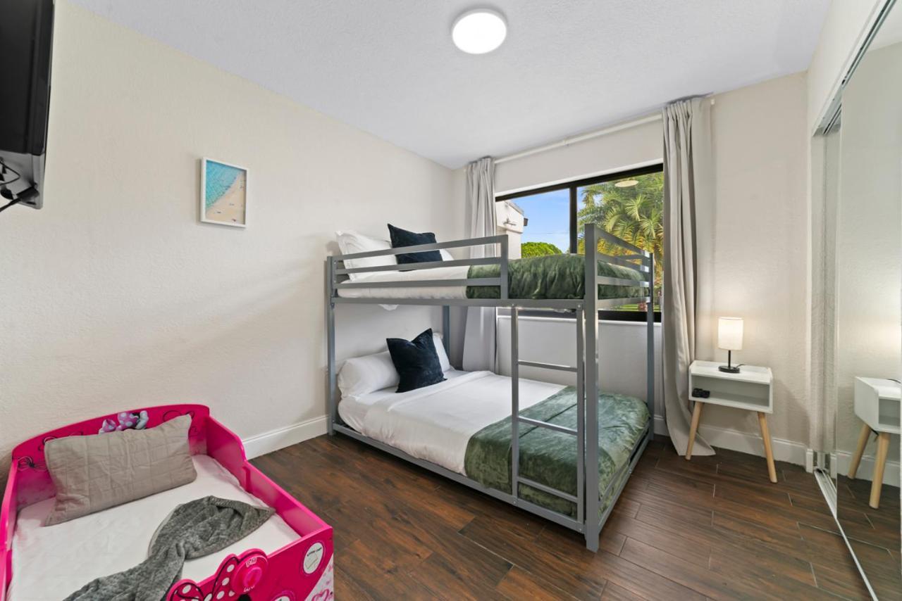 Holiday home Luxury Getaway With Retreat Heated Pool And Jacuzzi L31 *