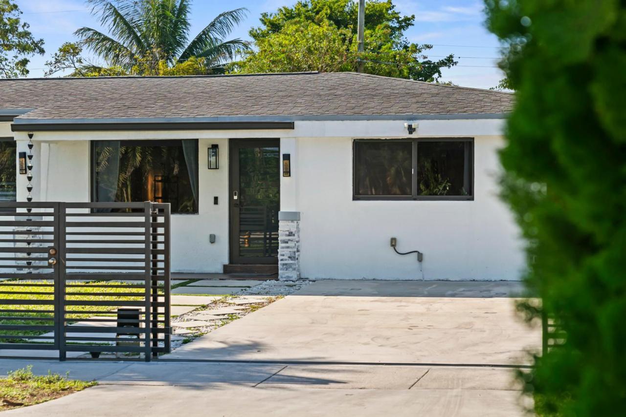 Holiday home Luxury Getaway With Retreat Heated Pool And Jacuzzi L31 Miami
