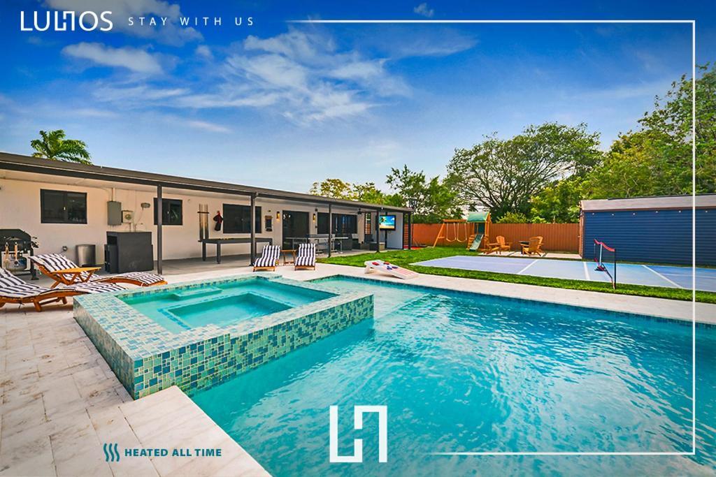 Holiday home Luxury Getaway With Retreat Heated Pool And Jacuzzi L31 *